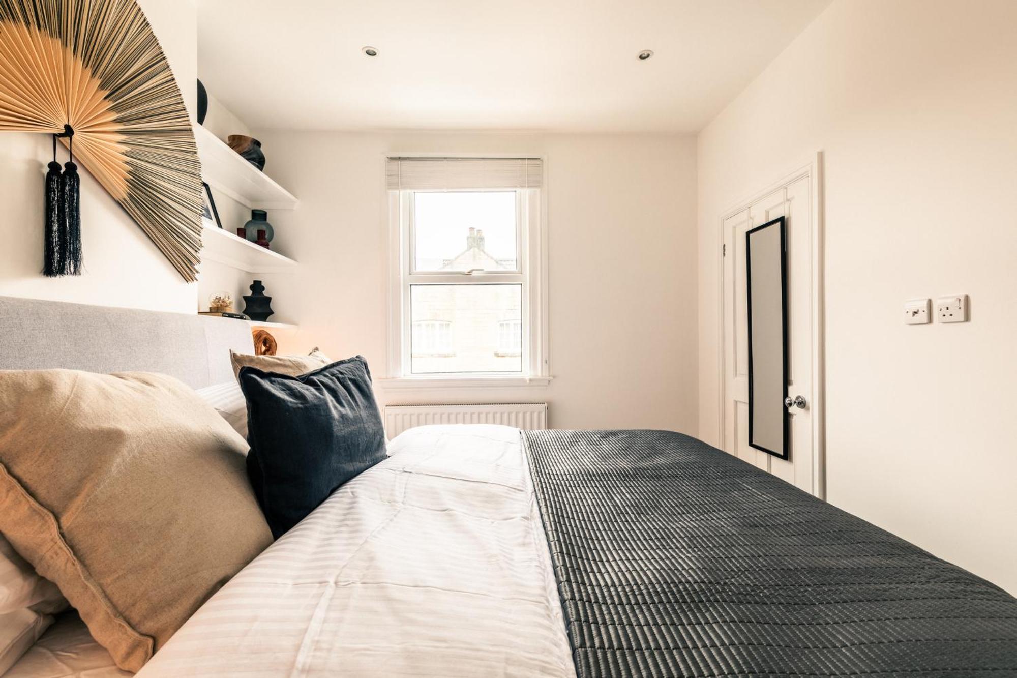 The Broadway Bath - 2 Bedrooms With Parking, Central Bath Exterior photo